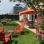 Holiday home Maison De Charme-parking & Jardin-10 Couchages- Proche De Rouen Belbeuf