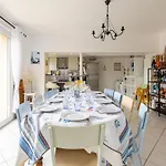 Maison De Charme-parking & Jardin-10 Couchages- Proche De Rouen Holiday home