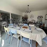 Holiday home Maison De Charme-parking & Jardin-10 Couchages- Proche De Rouen *