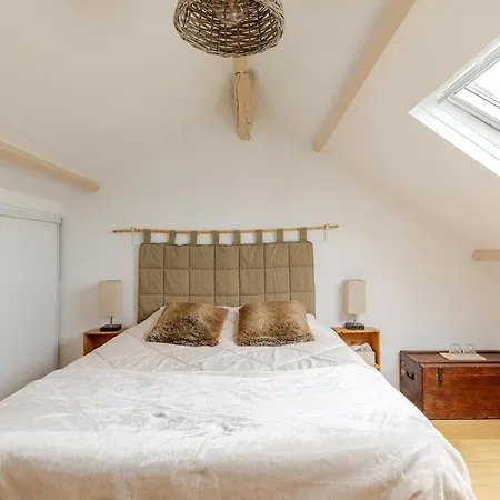 Villa familiale 4 chambres, confort et climatisation au 2e étage proche Rouen *