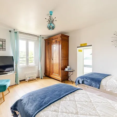 Villa familiale 4 chambres, confort et climatisation au 2e étage proche Rouen Сasa de vacaciones Belbeuf