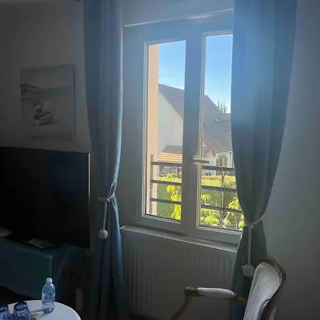 Maison-4 Chambres-parking-forêt-wifi-normandie Hébergement de vacances *